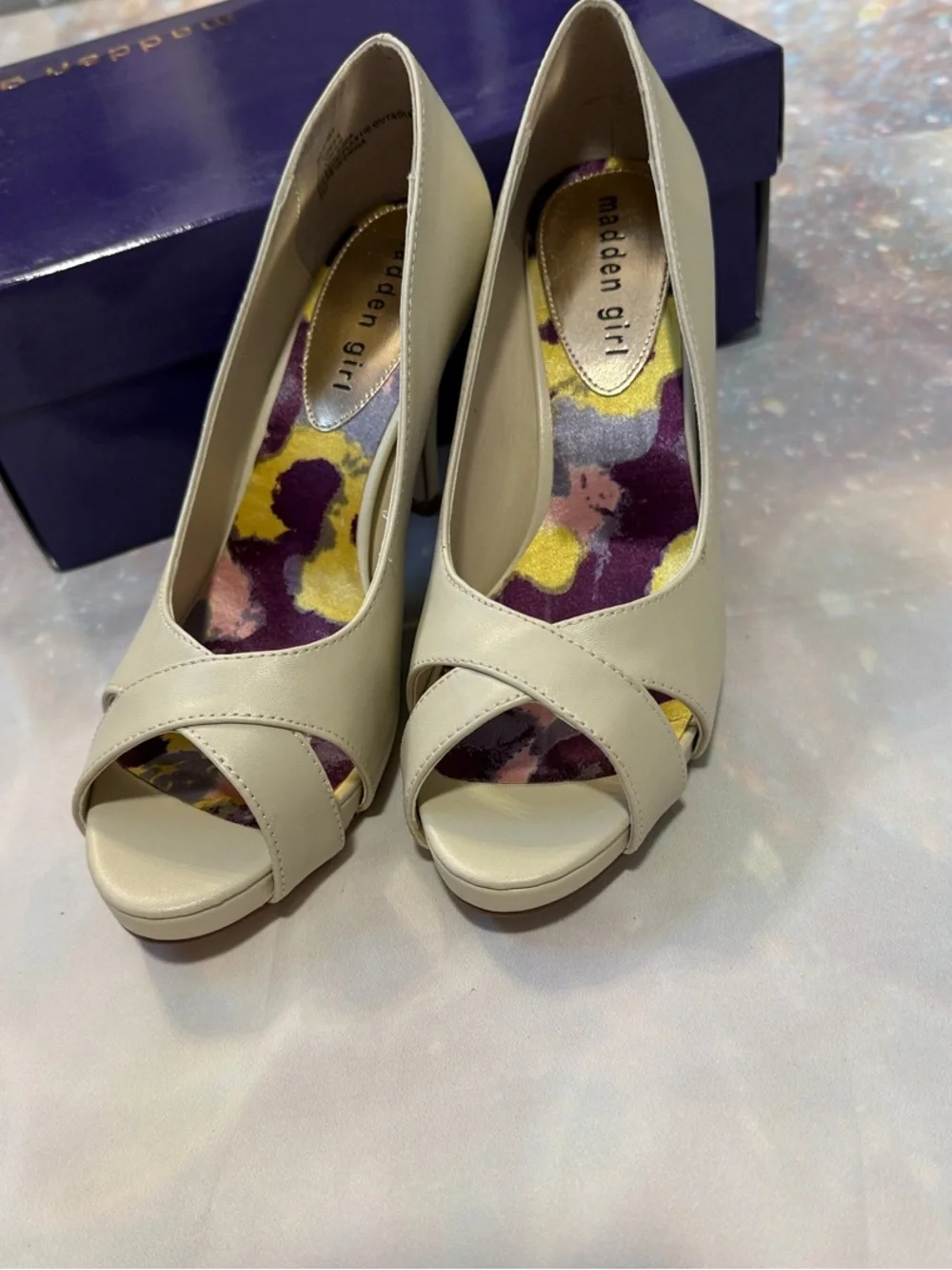 Madden Girl Cream Peep-Toe Crossover Heels 7.5 NIB